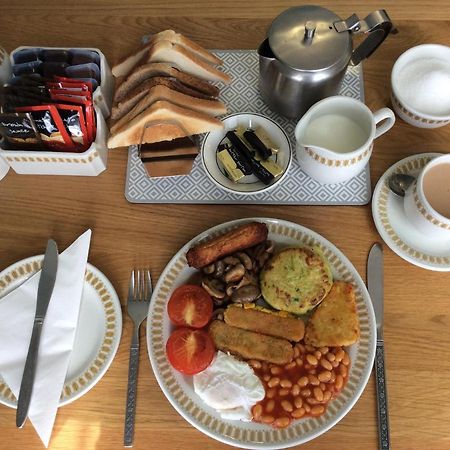 Frosty Towers Bed & Breakfast Llandudno Luaran gambar
