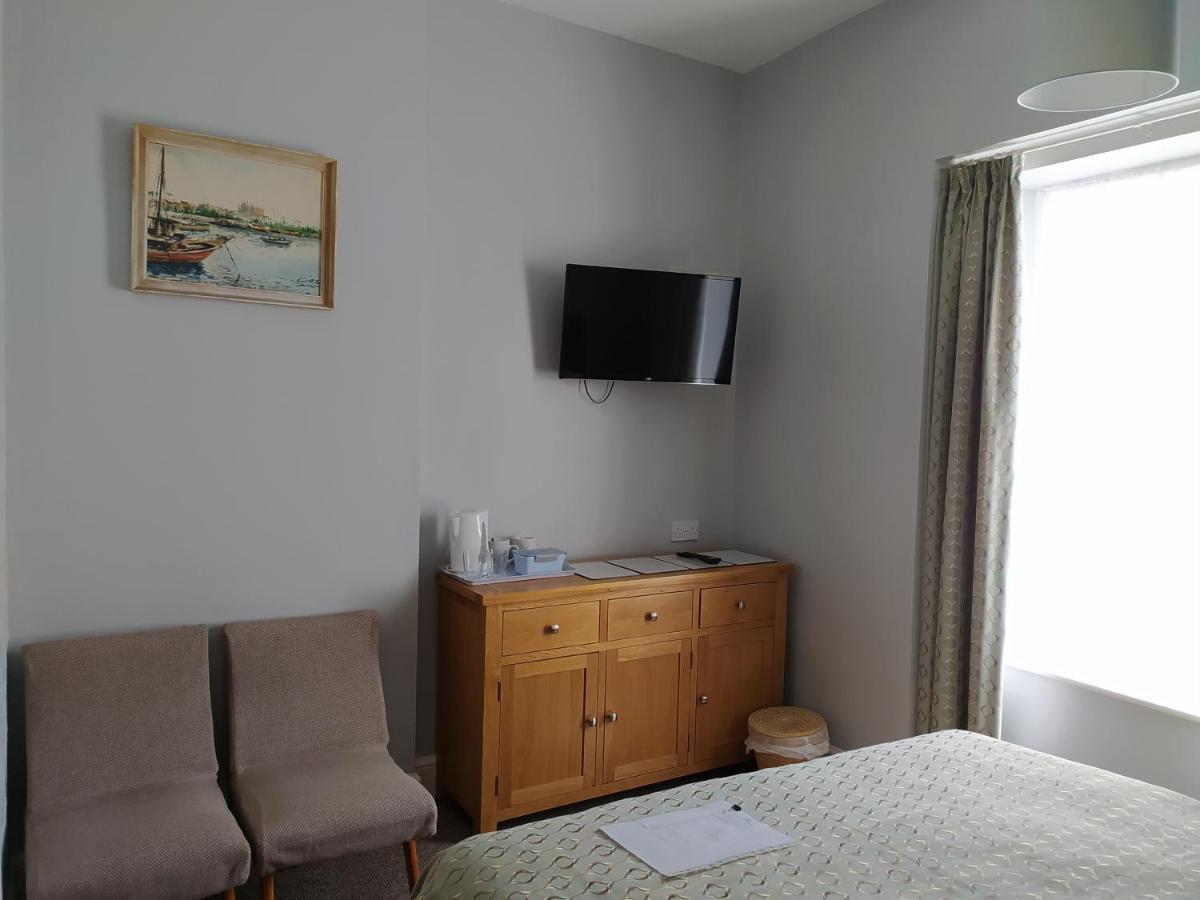 Frosty Towers Bed & Breakfast Llandudno Luaran gambar