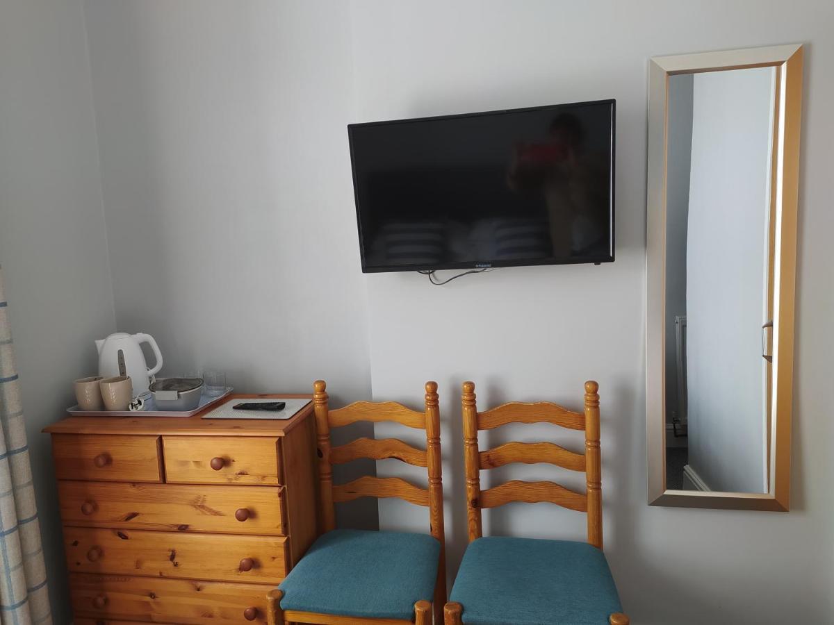 Frosty Towers Bed & Breakfast Llandudno Luaran gambar
