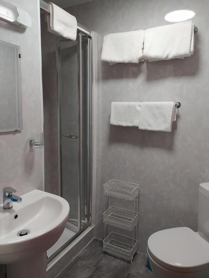 Frosty Towers Bed & Breakfast Llandudno Luaran gambar