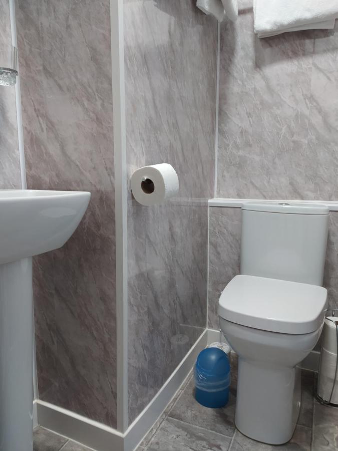Frosty Towers Bed & Breakfast Llandudno Luaran gambar