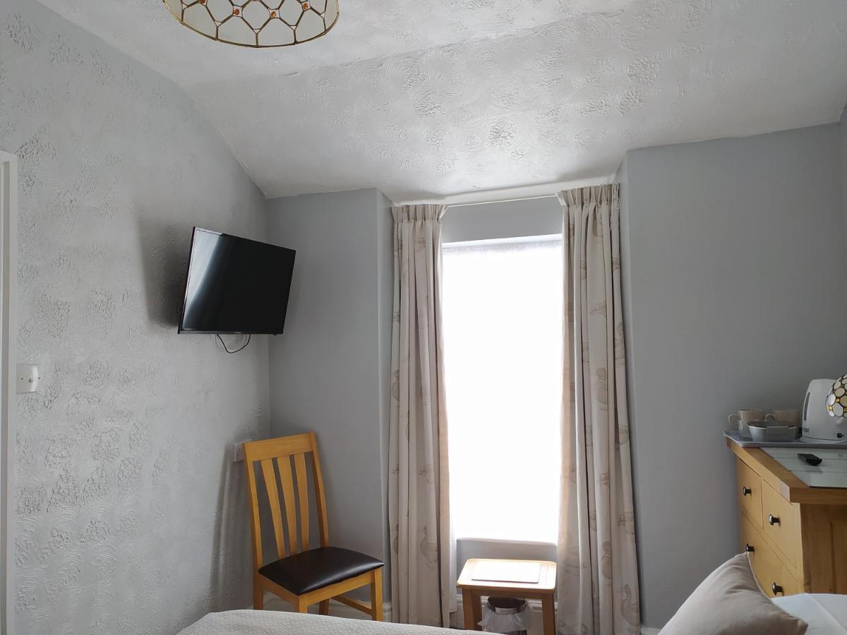 Frosty Towers Bed & Breakfast Llandudno Luaran gambar
