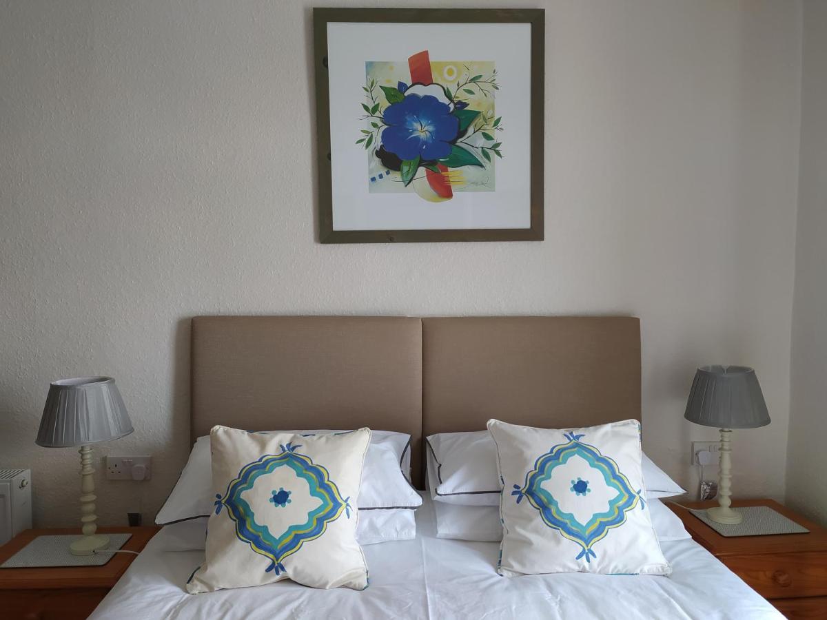 Frosty Towers Bed & Breakfast Llandudno Luaran gambar